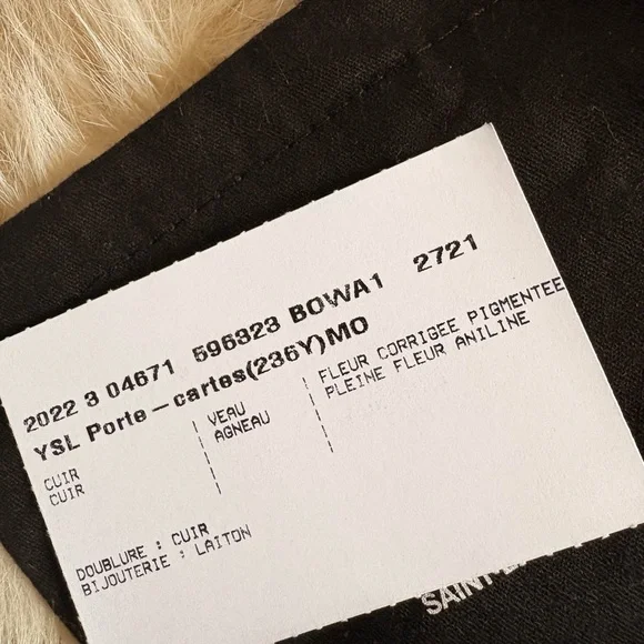 Saint Laurent Beige Chevron Quilted Card Holder with Gold YSL - Picture 6 of 7